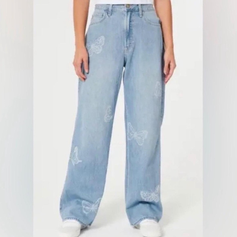 Hollister Ultra-high Rise Baggy Light Blue Jeans Butterfly Boho Festival size 32